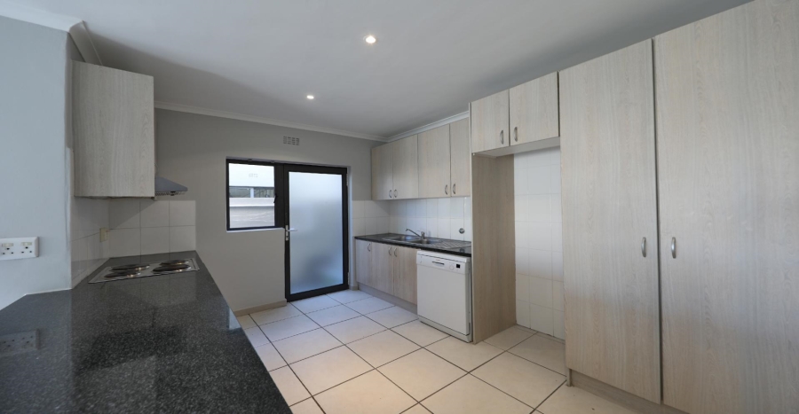 3 Bedroom Property for Sale in Plattekloof Western Cape